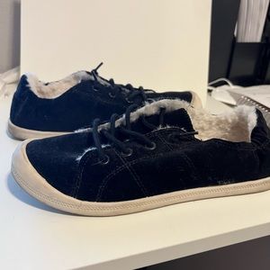 Madden girl fur lined